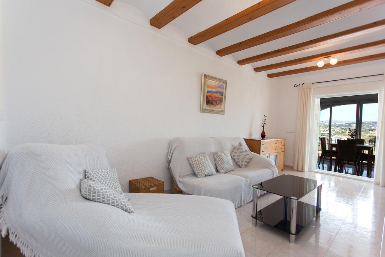 Moraira Holiday Villa ภายนอก รูปภาพ